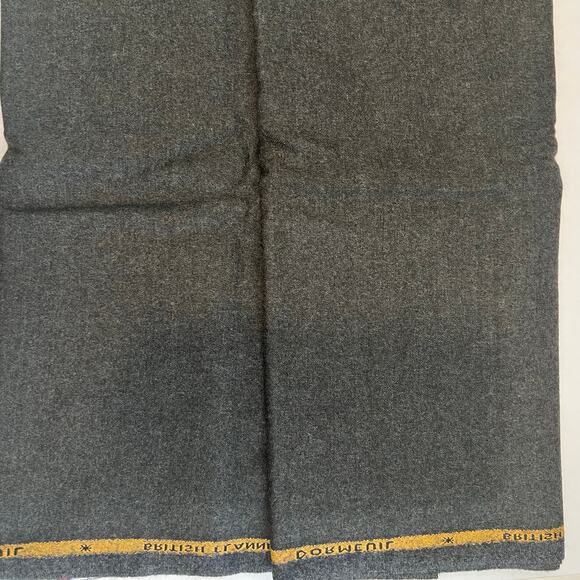 Dormeuil Suiting Fabric 100% Wool Charcoal Gray 1.3M JP - Picture 6 of 7